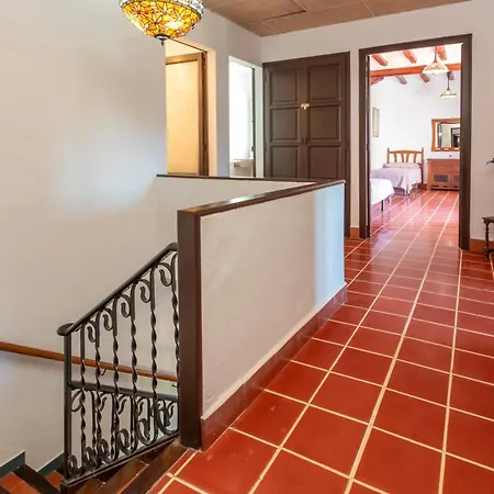 Masia Garriga, Casa Gran * Girona