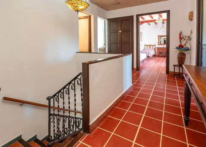 Masia Garriga, Casa Gran * Girona